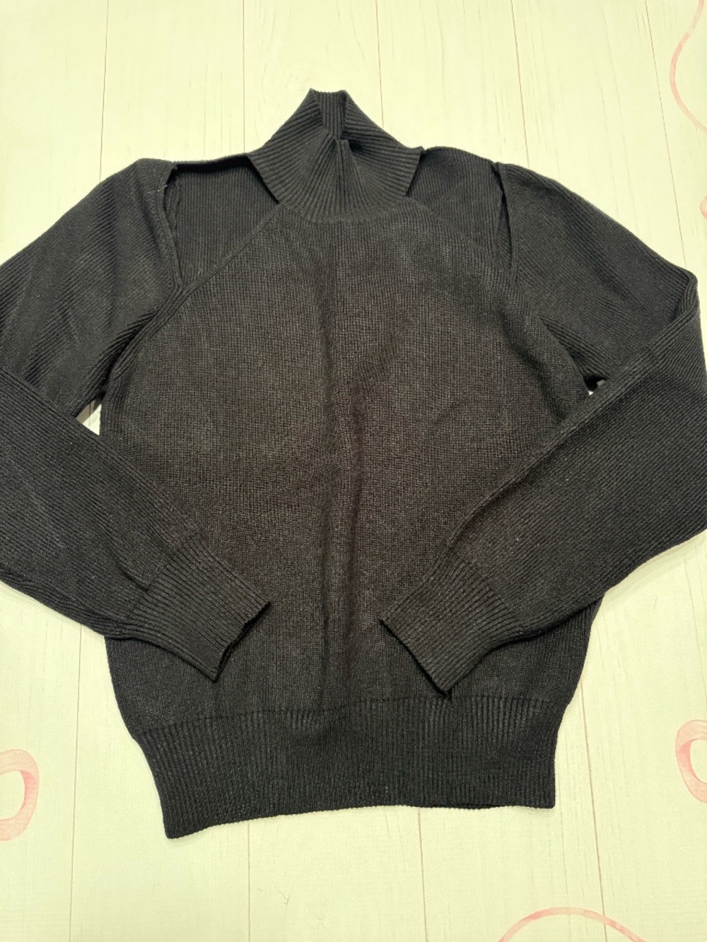 Astr The Label Delrin Double Layered Sweater Size L